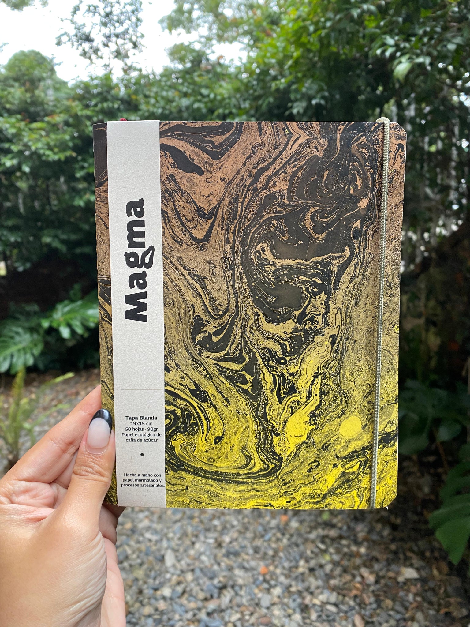 Libreta Magma Grande